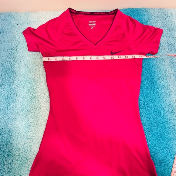 🔥Nike Pro T shirt🔥 - Picture 4 of 5